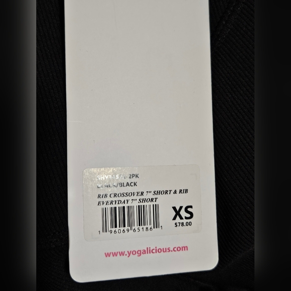 146- Yogalicious Black Women's Shorts - Picture 3 of 4